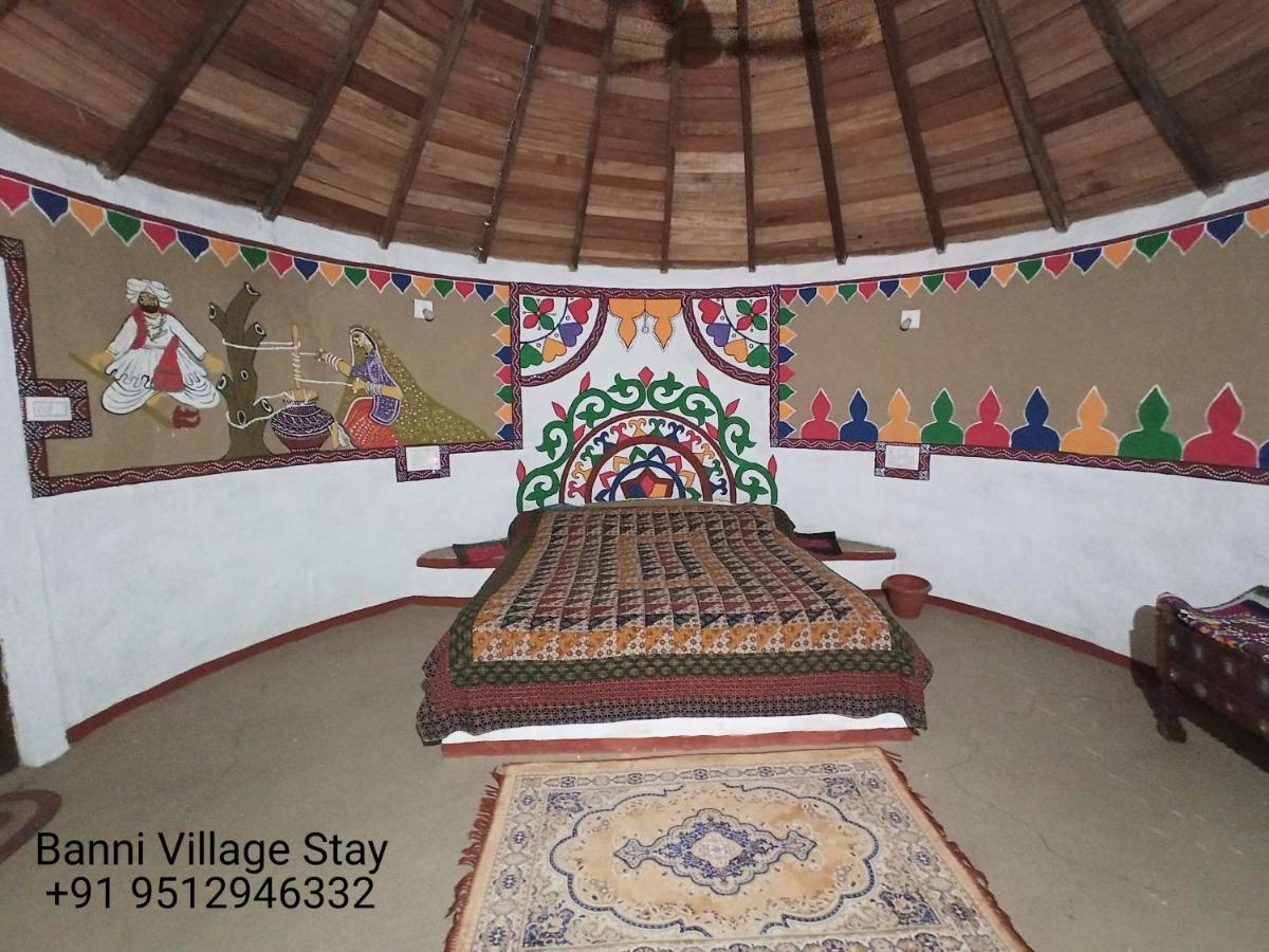 Banni Village Resort - Rann Of Kutch Bherandiāla Eksteriør billede