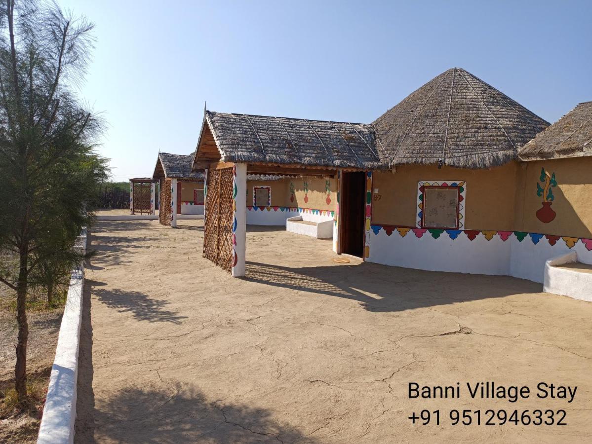 Banni Village Resort - Rann Of Kutch Bherandiāla Eksteriør billede