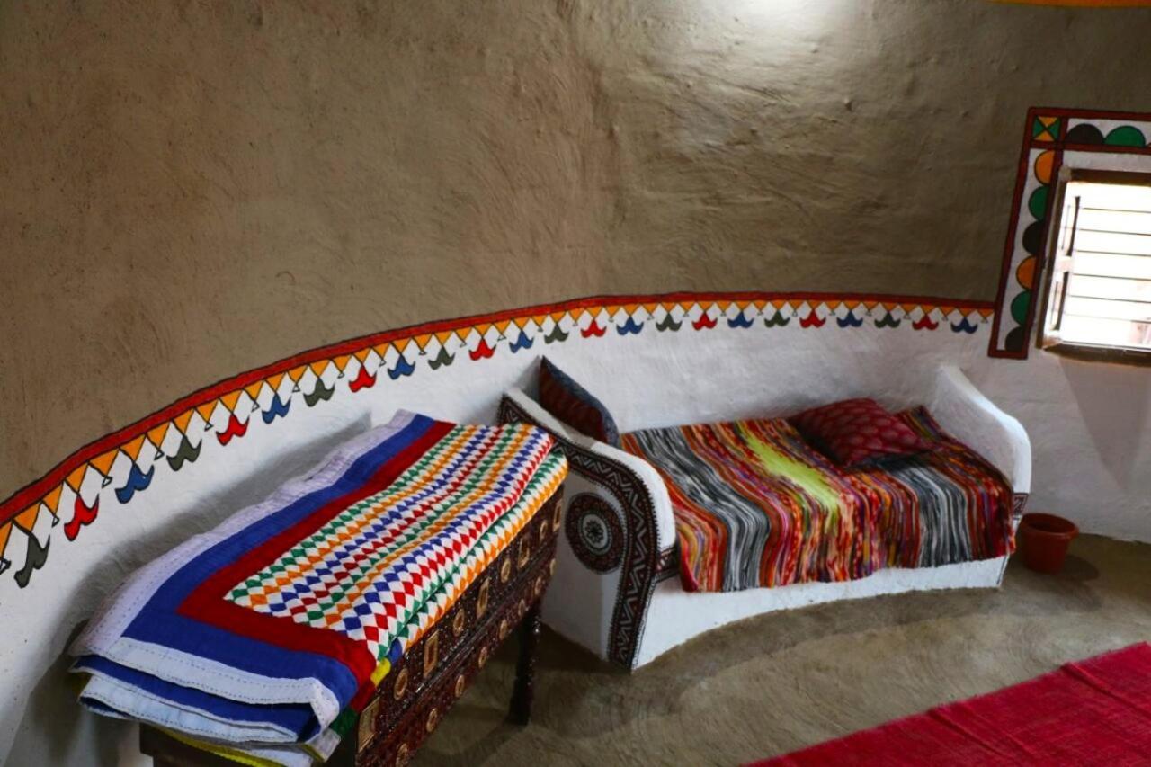 Banni Village Resort - Rann Of Kutch Bherandiāla Eksteriør billede